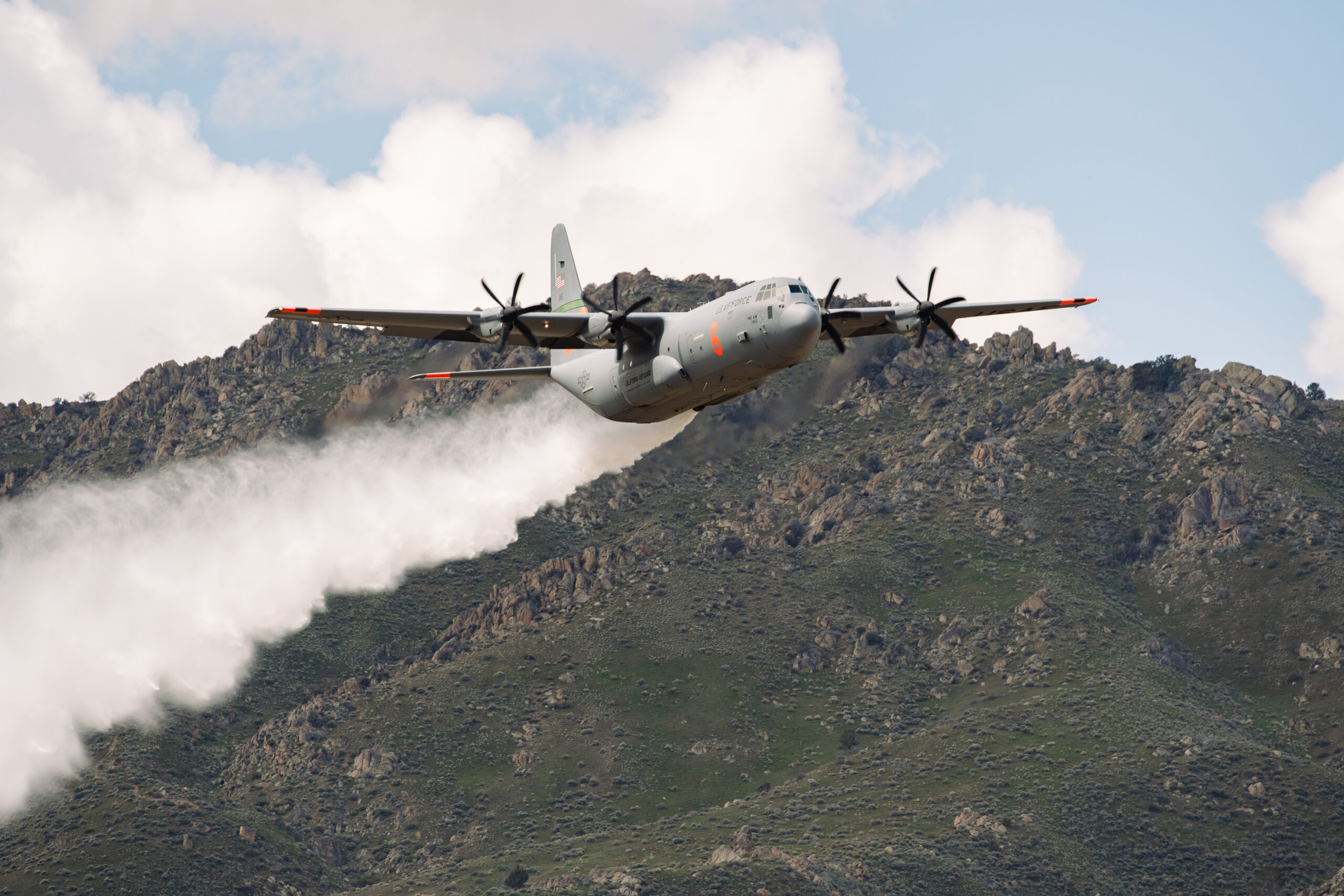 Airborne Firefighting units participate in interagency spring training in Idaho