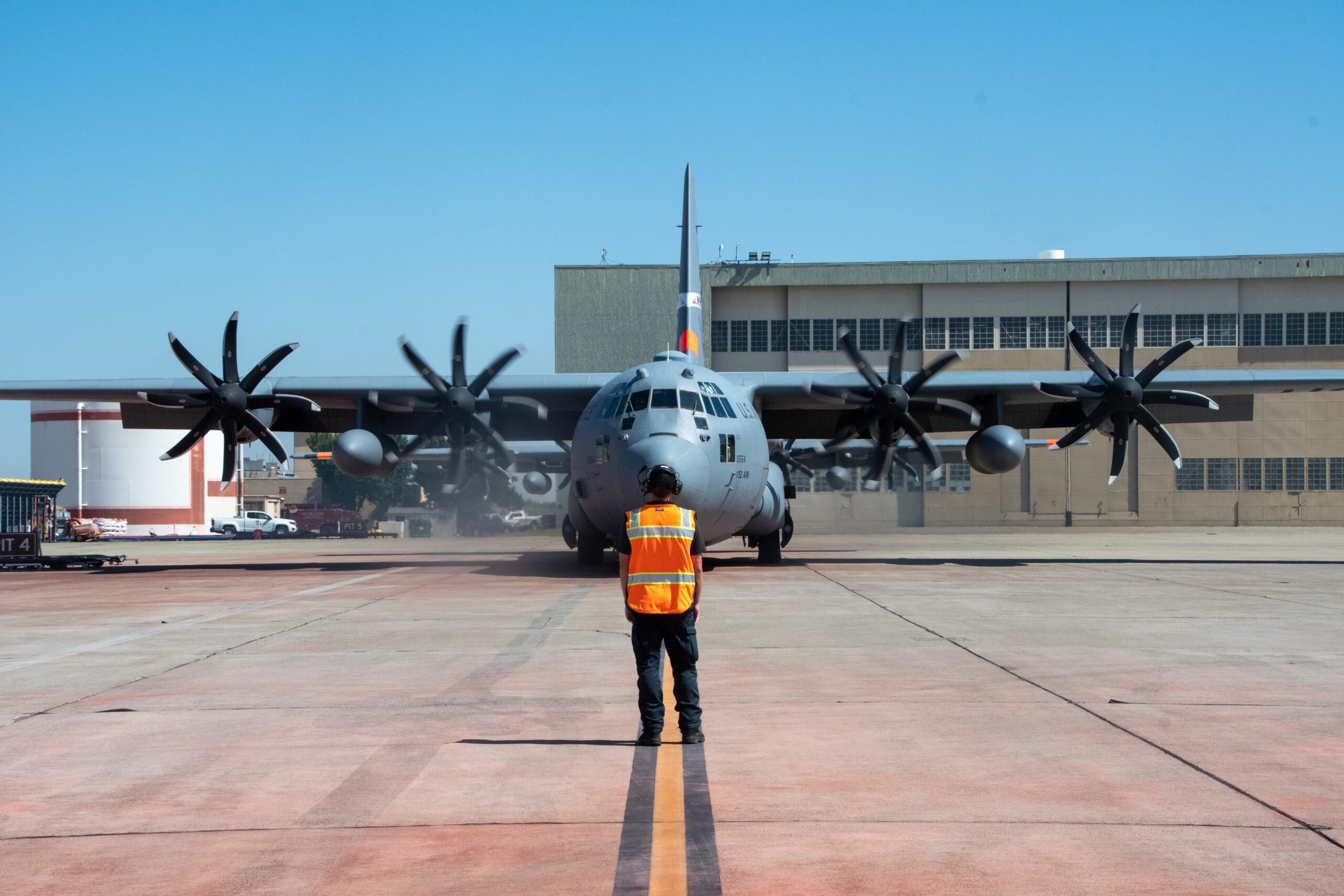 More USAF aircraft added to fight west coast fires